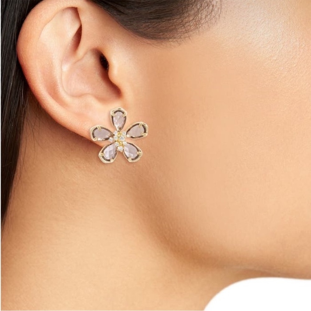 NWT NORDSTROM Flower Stud Earrings